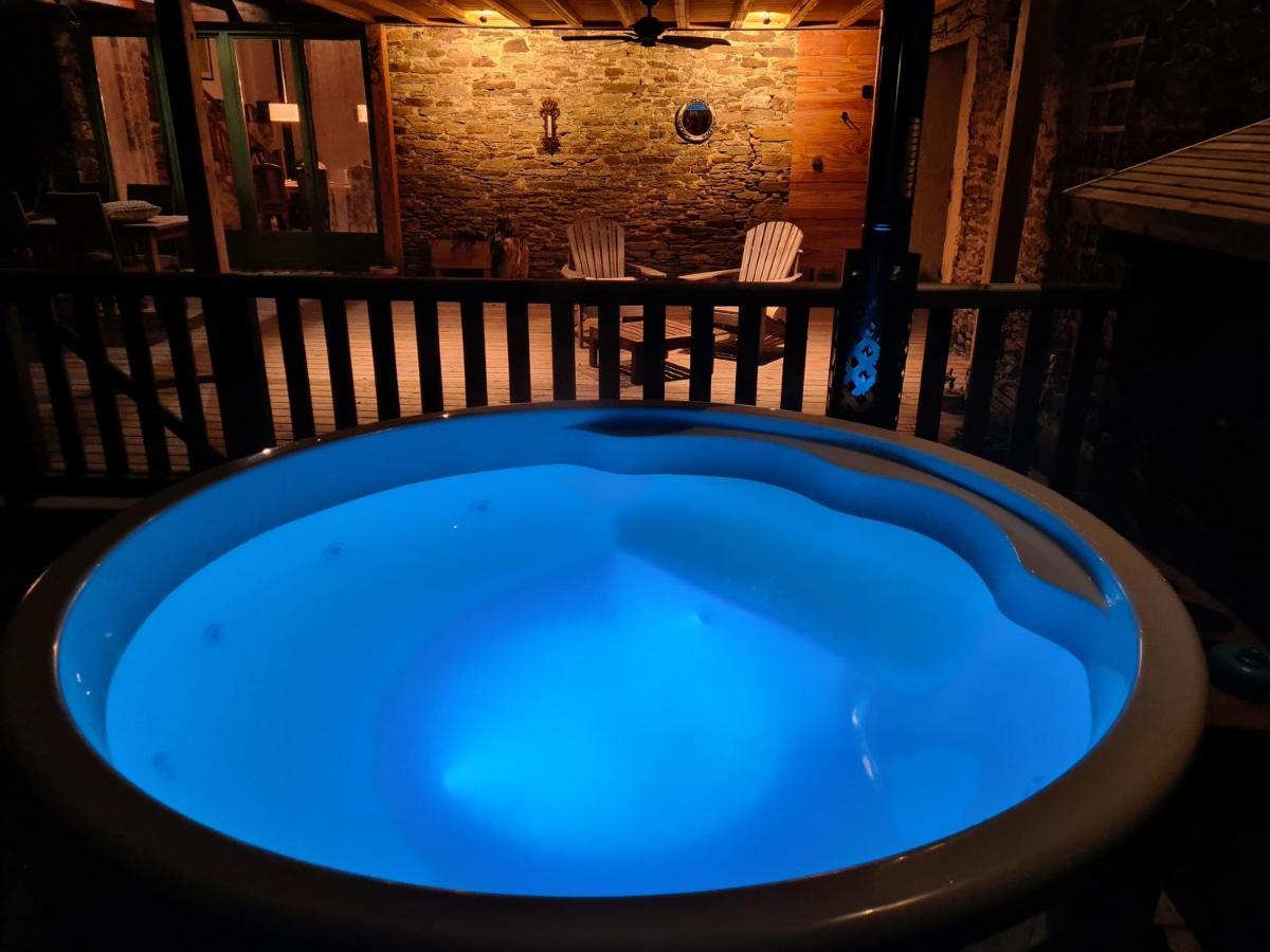 La Rhue Gites - Jacuzzi Jumilhac-le-Grand Екстериор снимка
